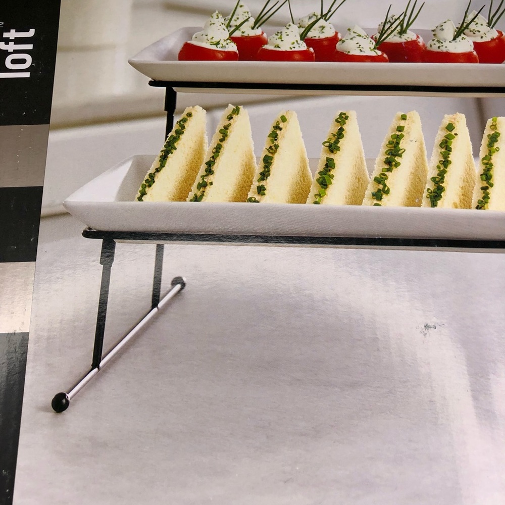 Soho loft - 2 tier server with metal stand